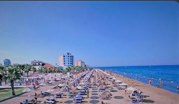 Luxury Beachfront Apartment Larnaca