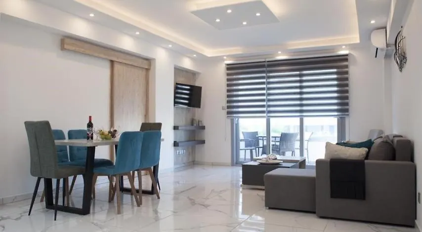 Luxury Beachfront Apartment Larnaca